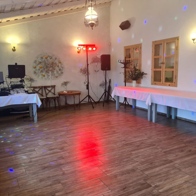 Tenčený parket v reštaurácii